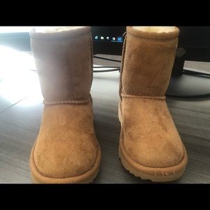 Uggs Toddler Size 7